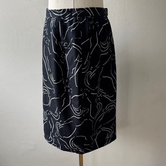 Carolina Herrera 100% Cotton Artistic Print Skirt – Size 10 – Made in USA